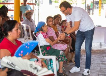 Suman más de 1,500 ayudas técnicas entregadas por gestión de Julián Nochebuena