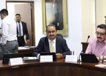 Diputado Leonel Perusquía propone regular quemas agrícolas para prevenir incendios y apoyar al campo hidalguense