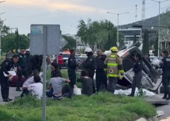 Trágico accidente en bulevar Minero deja una persona sin vida y 17 lesionados en Pachuca