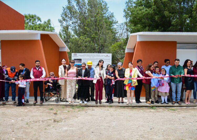 Inauguran aula y módulo de sanitarios en el CAM 14 de Tizayuca para fortalecer la inclusión educativa