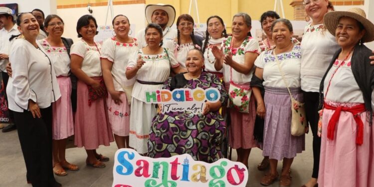 Embajadora de Sudáfrica recorre Centro Gastronómico de Santiago de Anaya