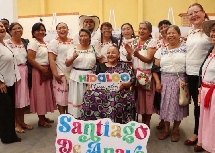 Embajadora de Sudáfrica recorre Centro Gastronómico de Santiago de Anaya