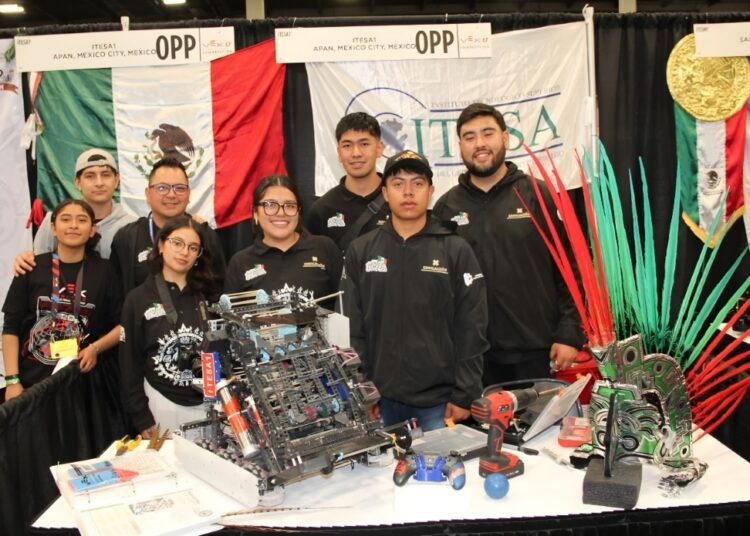 ITESA destaca en Mundial de Robótica VEX U 2026