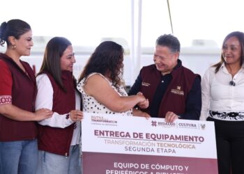 En Ajacuba, Menchaca Salazar subraya resultados de la transformación con obra y bienestar social