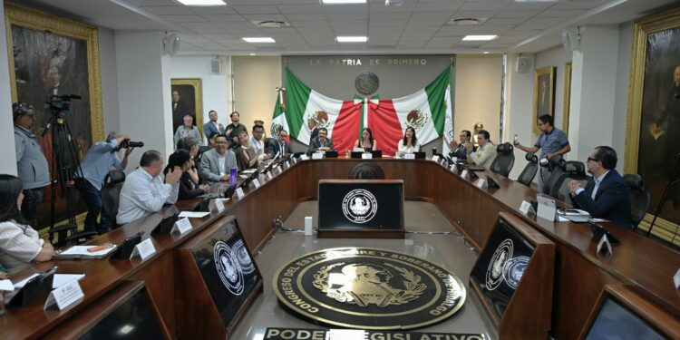 Buscan sumar esfuerzos en el combate a la propagación del gusano barrenador