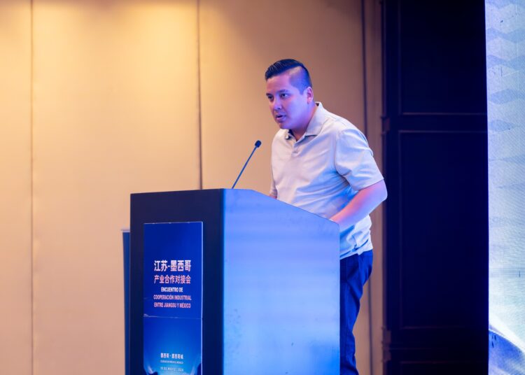 Alcalde Mario David Medina impulsa a San Agustín Tlaxiaca como polo estratégico de desarrollo