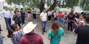Mario David Medina fortalece cercanía con habitantes de La Loma en San Agustín Tlaxiaca