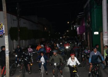 Diputado Miguel Moreno encabezó una nueva rodada nocturna en Actopan