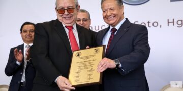 Julio Menchaca acompaña fortalecimiento del Colegio de Notarios del Estado de Hidalgo
