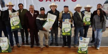 Con inversión de 5.6 millones de pesos, Saderh beneficia a más de mil productores de 17 municipios