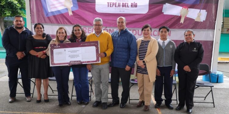 Natividad Castrejón escucha propuestas del Consejo Consultivo infantil y juvenil de Tepeji