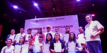 Certifican a 50 nuevos intérpretes  de lenguas indígenas en Hidalgo