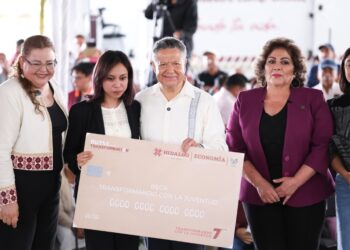 Julio Menchaca destinó más de 183 mdp para obra pública en Santiago de Anaya