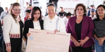 Julio Menchaca destinó más de 183 mdp para obra pública en Santiago de Anaya