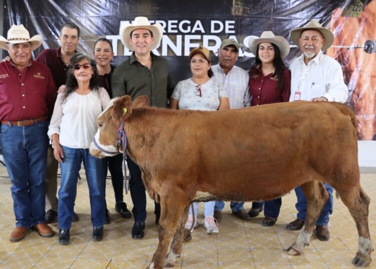 Impulsa Hidalgo el desarrollo agropecuario con entrega de apoyos por más de 3.3 mdp en Cuautepec de Hinojosa