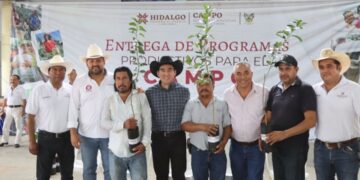 Entrega Saderh apoyos directos en la Huasteca y Sierra Alta