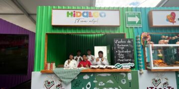 Llevan estudiantes de CONALEP sabores de Hidalgo a muestra gastronómica nacional