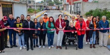 Gobierno Municipal salda deuda histórica de cuatro décadas en colonia Tepeyac con la pavimentación y electrificación de la calle Laminación