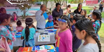 Alcalde Alberto Basilio acompaña clausura del Curso de Pintura en Tasquillo