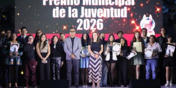 Mineral de la Reforma Reconoce el talento y compromiso de su juventud.