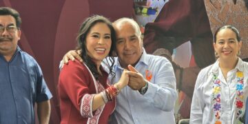 Alcalde de Tasquillo acompaña informe legislativo de Simey Olvera en Ixmiquilpan