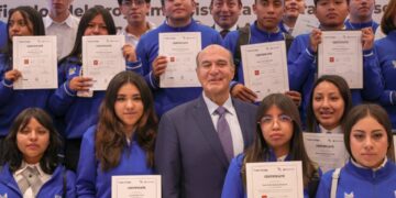 Hidalgo mejora la permanencia escolar en educación media superior