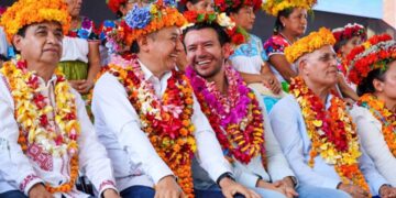 Gobierno de Hidalgo reconoce labor de parteras tradicionales en el Día Internacional de los Pueblos Indígenas