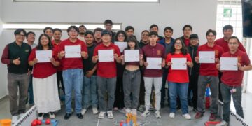 Estudiantes de UTVAM obtienen certificación internacional en diseño mecánico