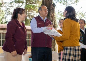 SEPH alista entrega de útiles, uniformes y calzado gratuito para estudiantes de nivel básico