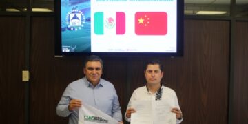Docente de la UTSH participa en seminario internacional en China