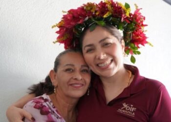 Kristel Rodríguez entrega placas dentales para mejorar la salud y bienestar de usuarios de la UBR