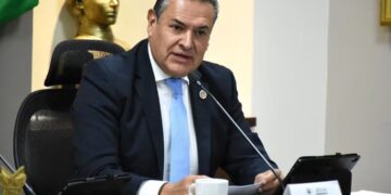 Francisco Téllez impulsa libros en lenguas indígenas de Hidalgo