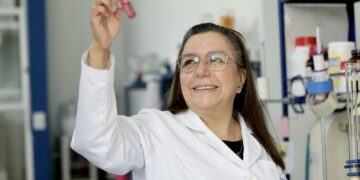 Premian a investigadora Garza por innovar en biotecnología médica