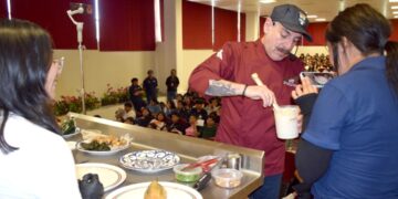 Estudiantes de la UTVM participan en master class de gastronomía