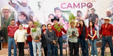 Saderh apoya al campo en Lolotla