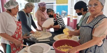 Talleres de panadería impulsan envejecimiento activo