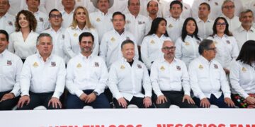 Menchaca llama a impulsar la prosperidad compartida