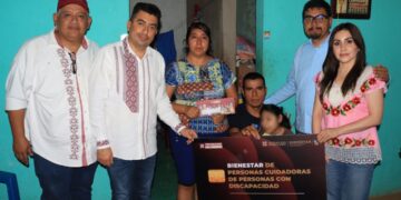 Sebiso apoya a cuidadores en Yahualica y Atlapexco