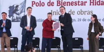Menchaca impulsa polo de bienestar en Hidalgo